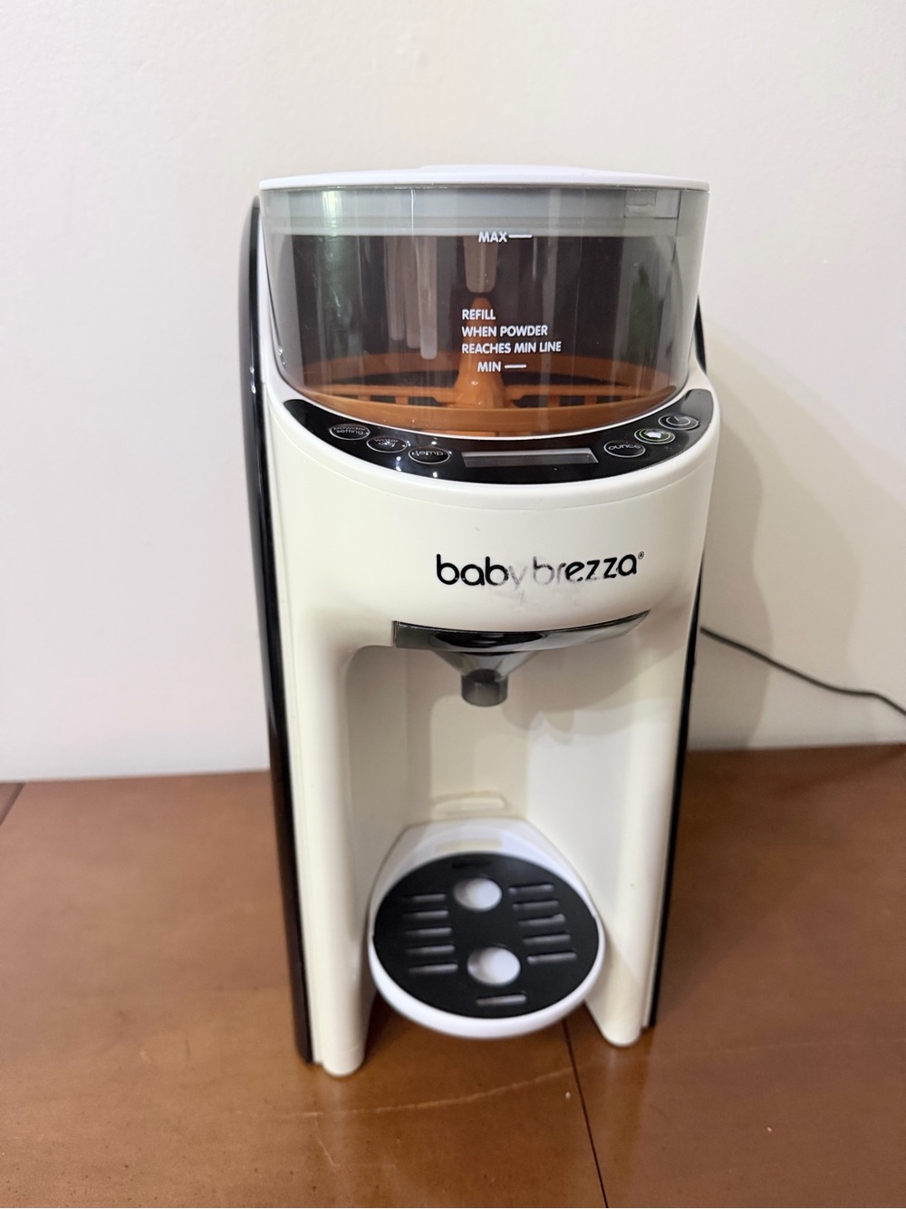 Baby Brezza FRP0046COM Advanced Formula Dispenser Machine